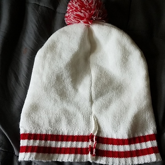 Hello kitty beanie hat would fit adult or kid - Picture 2 of 3